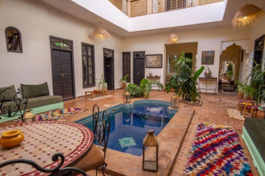 Riad En Exlusivite A 5Min De La Place Jamaa El Fna Villa Marrakesh Luaran gambar